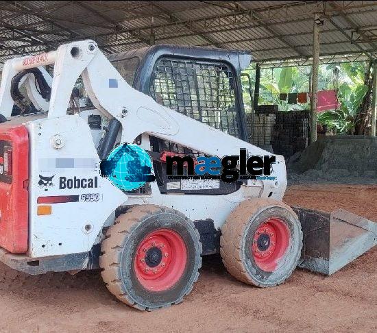 COMPACT SKID STEER LOADER